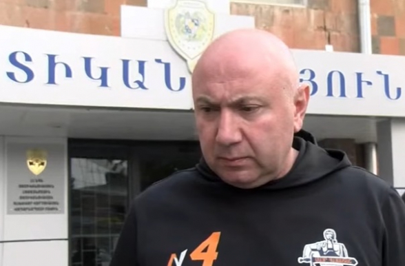 Сидящий на штыках Никол боится участи Саакашвили – Андраник Теванян (видео)