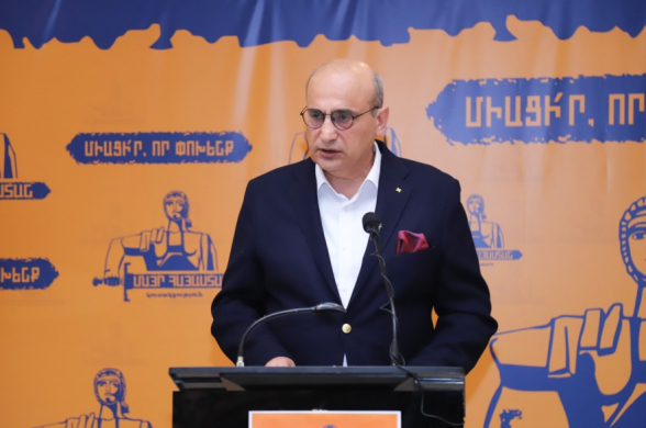 Դա Սահմանադրական կարգի տապալման գործընթաց է. Ստեփան Դանիելյան