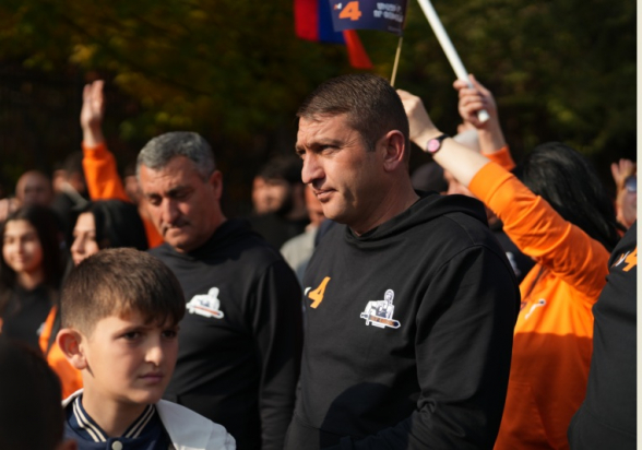 Наша задача – лишить «Гражданский договор» власти и взять на себя управление в Вагаршапате – Гриша Арутюнян (видео)