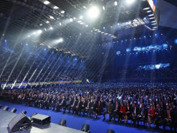 Аренда зала в СКК на проведение мероприятия, напомнившего съезд Компартии, обошлась в 40 млн драмов