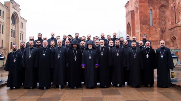 Представители Российской и Ново-Нахиджеванской епархии ААЦ осудили антицерковную кампанию властей