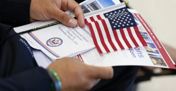 США приостанавливают рассмотрение всех заявлений на иммиграцию из 19 неевропейских стран, включая заявления на грин-карты