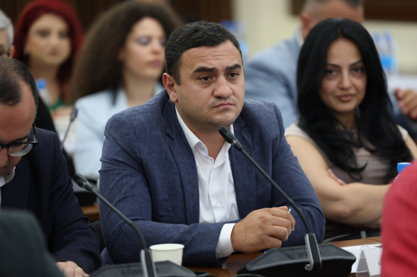 Քաղաքային իշխանության անկուշտ ախորժակի մասին (տեսանյութ)