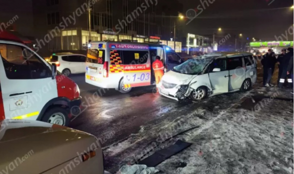 Ոստիկանության կրթահամալիրի մոտ «Honda Elysion»-ը գլխիվայր շրջվել է․ տարածքում եղել են արնшնման հետքեր