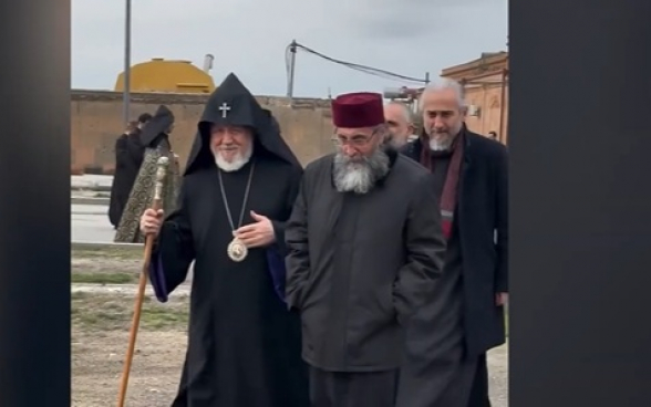 Состоялась встреча Католикоса всех армян и архиепископа Микаэла (видео)