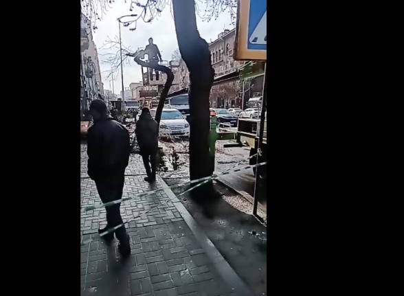 Ծառերի հերթական սպանդը Կենտրոնում (տեսանյութ)