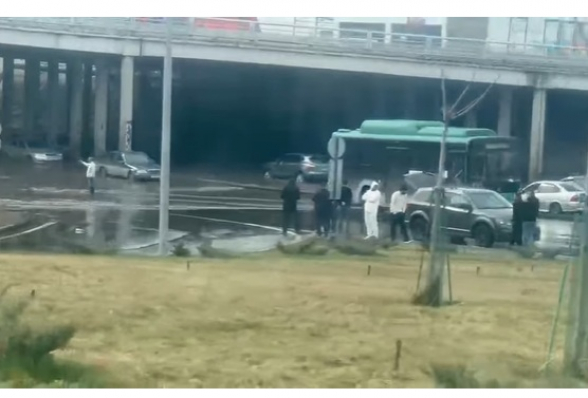 «Անկանխատեսելի» թեթև անձրև․ ՔՊ-ն Երևանը կառավարում է 9%-ի սահմաններում (տեսանյութ)