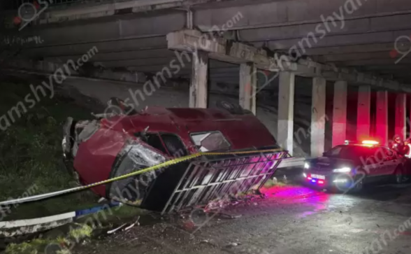 Արմավիրի մարզում «Ford Transit»-ը ընկել է կամրջից